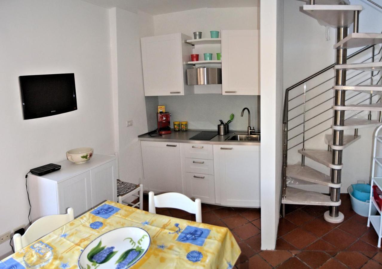 Apartamento Le Soleil Spiaggia di Cavoli Exterior foto