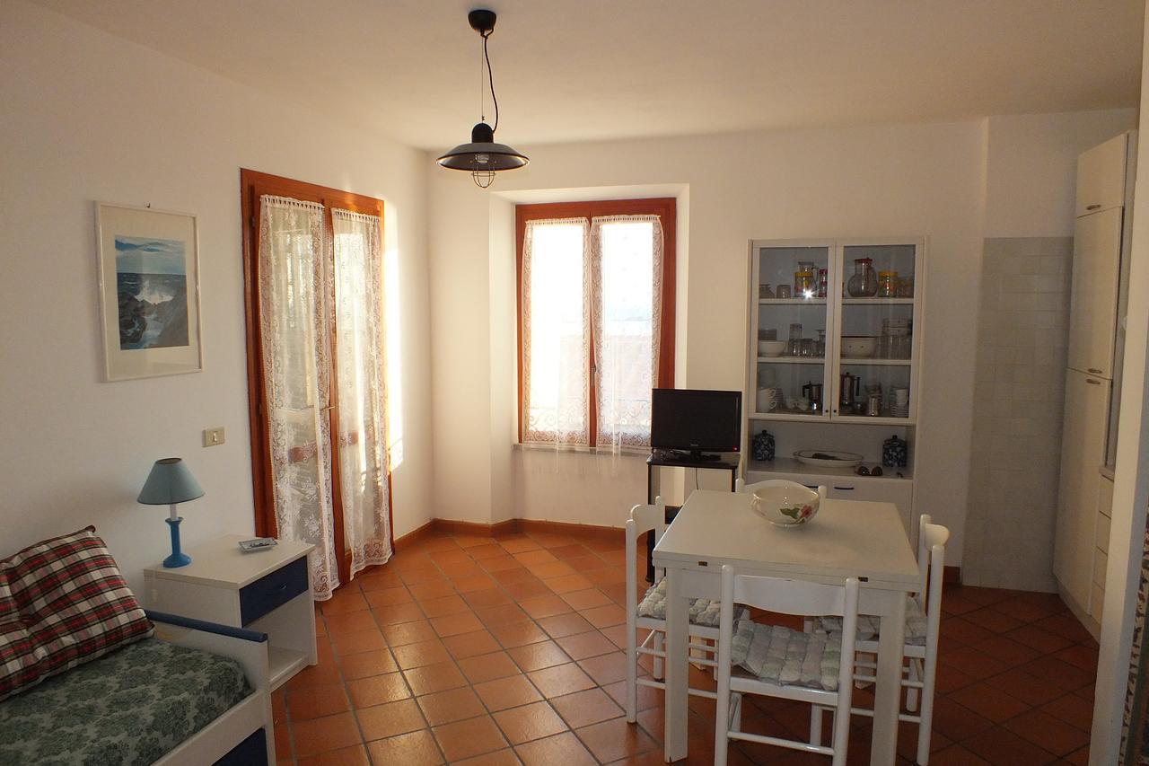 Apartamento Le Soleil Spiaggia di Cavoli Exterior foto