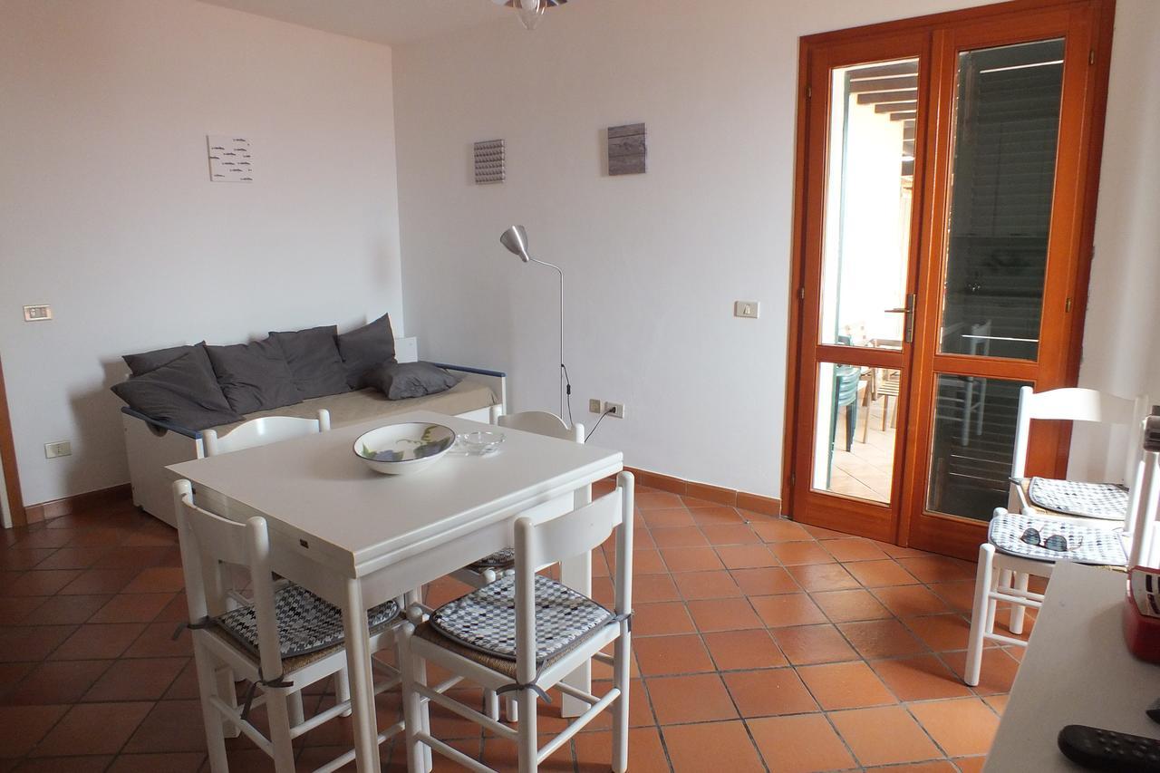 Apartamento Le Soleil Spiaggia di Cavoli Exterior foto