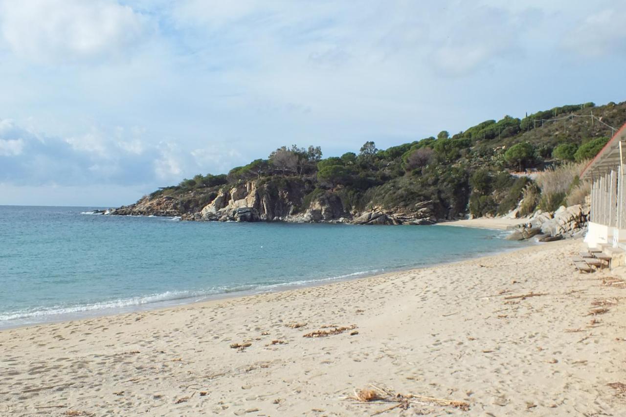 Apartamento Le Soleil Spiaggia di Cavoli Exterior foto